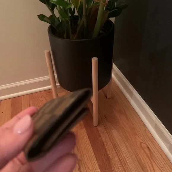 VINTAGE LOUIS VUITTON Damier Ebene 4 Ring Key Holder-100% AUTHENTIC-SALE!! - Picture 2 of 7